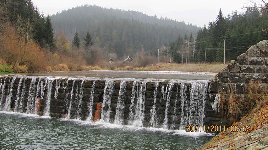 img00004.jpg