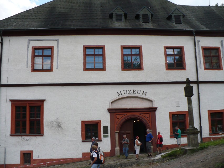 img00283.jpg