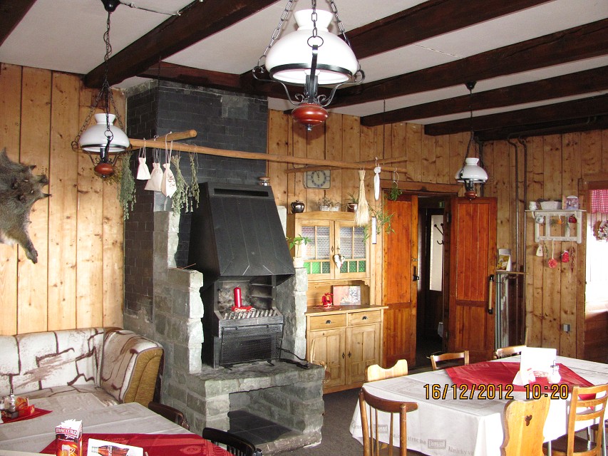 img00009.jpg