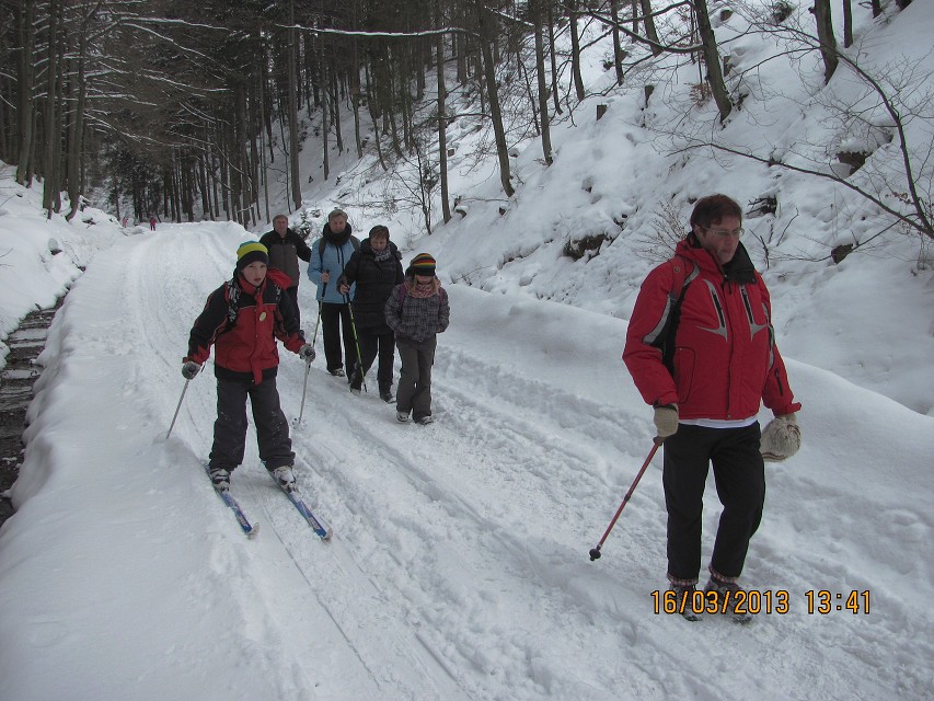 img00037.jpg