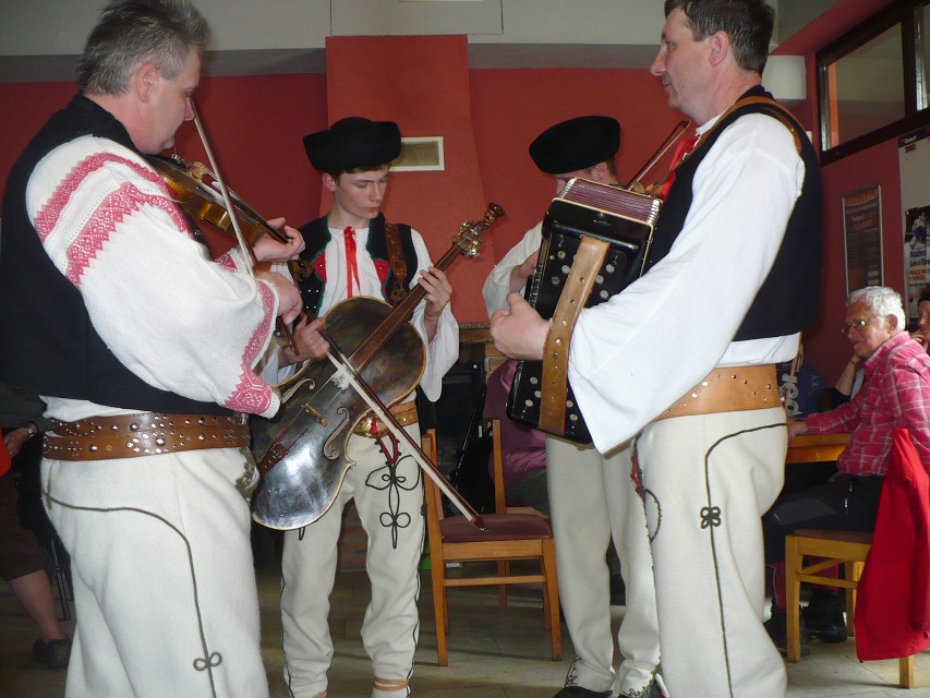 img00060.jpg