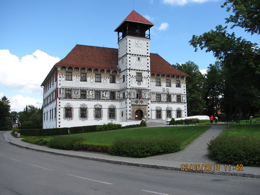 img00008.jpg