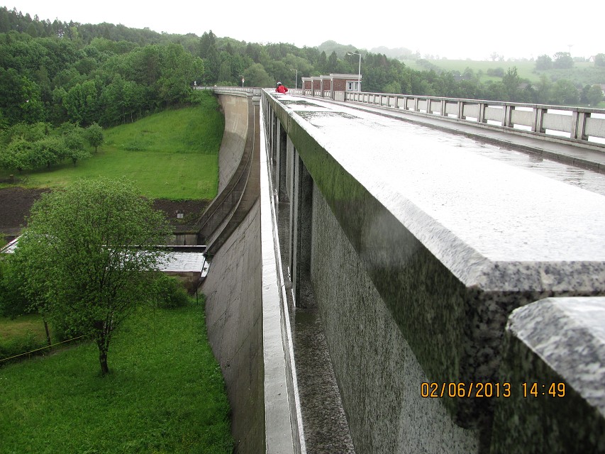img00019.jpg