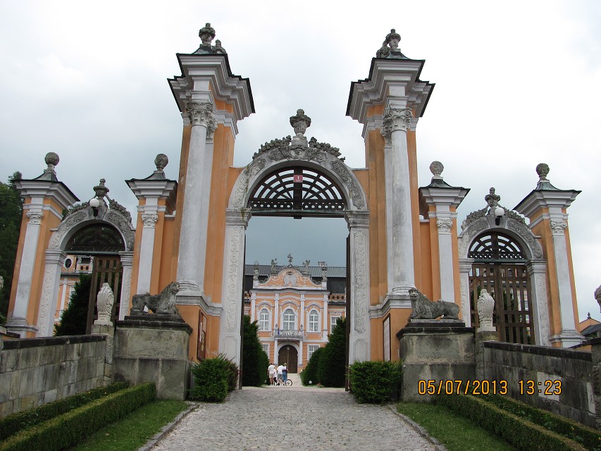 img00022.jpg