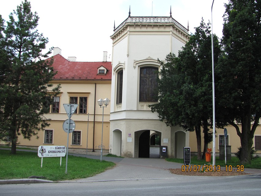 img00121.jpg