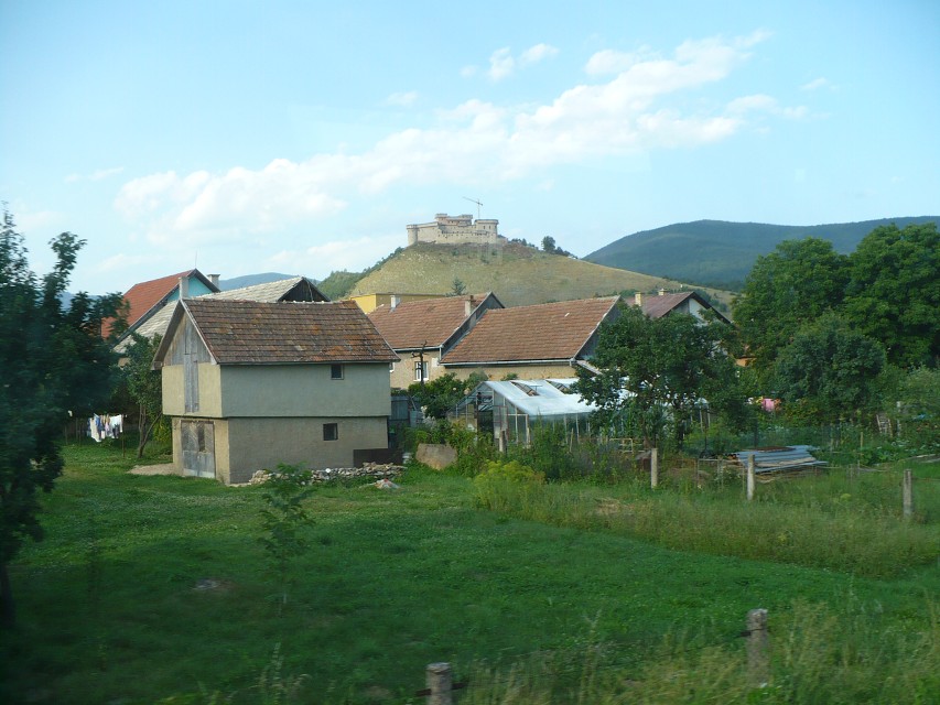 img00128.jpg