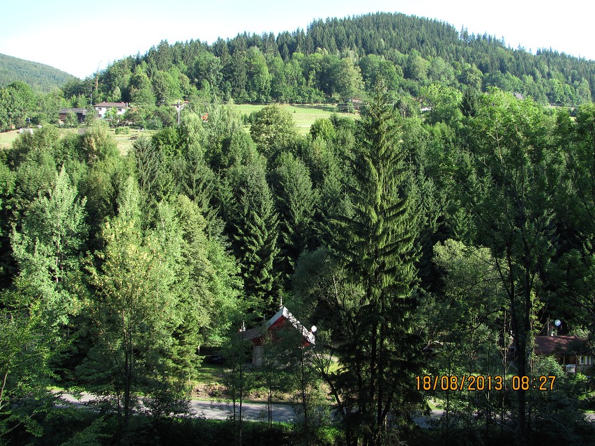 img00003.jpg