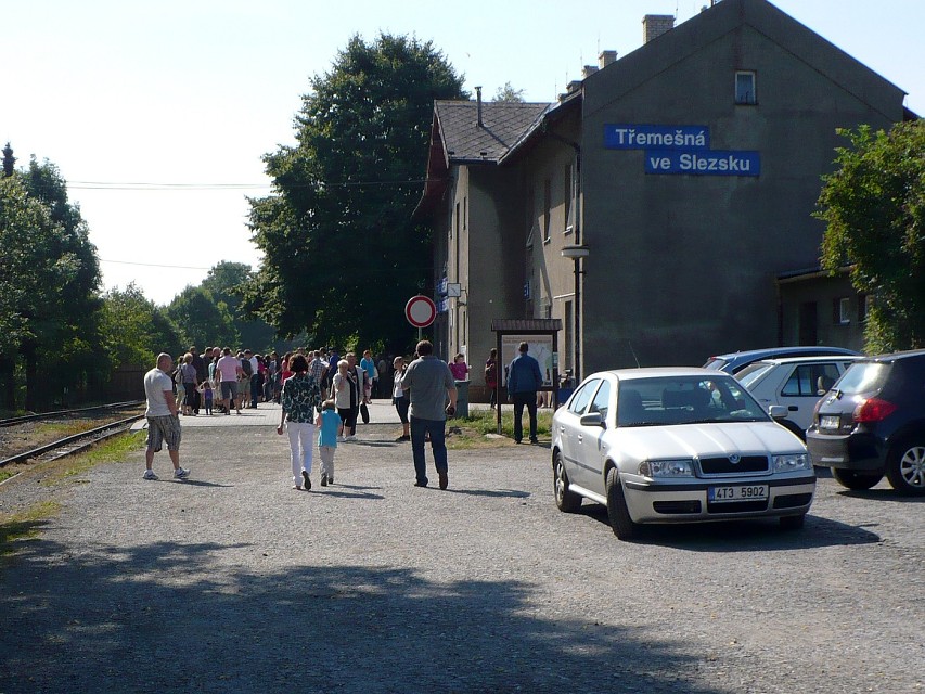 img00019.jpg