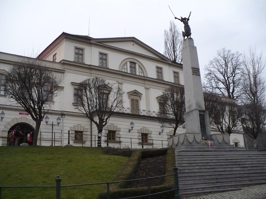 img00008.jpg