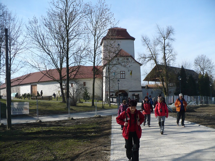 img00012.jpg