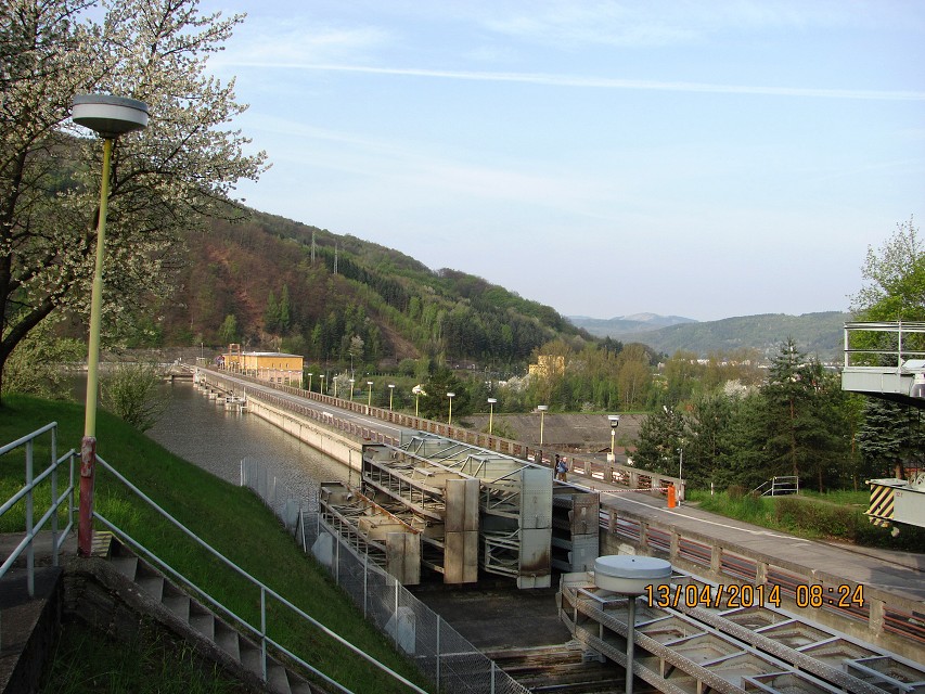 img00005.jpg