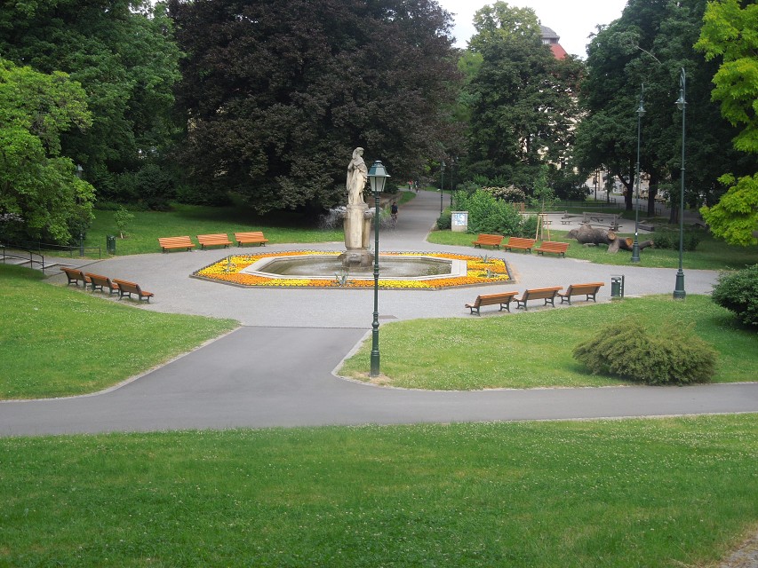 img00003.jpg