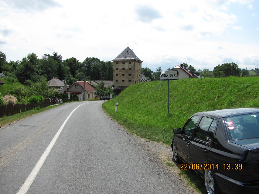 img00037.jpg