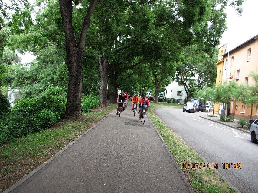 img00002.jpg