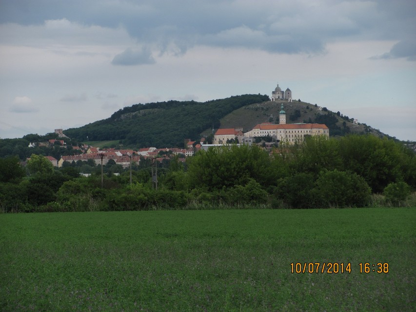 img00022.jpg