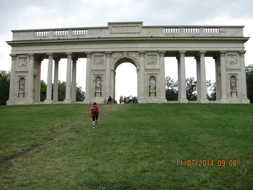 img00033.jpg