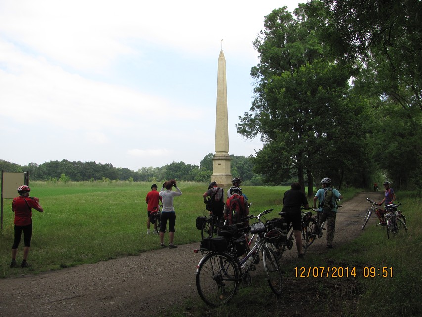 img00077.jpg