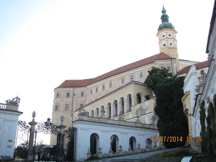 img00115.jpg