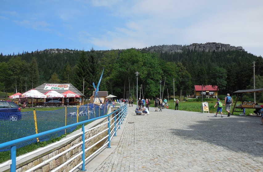 img00137.jpg