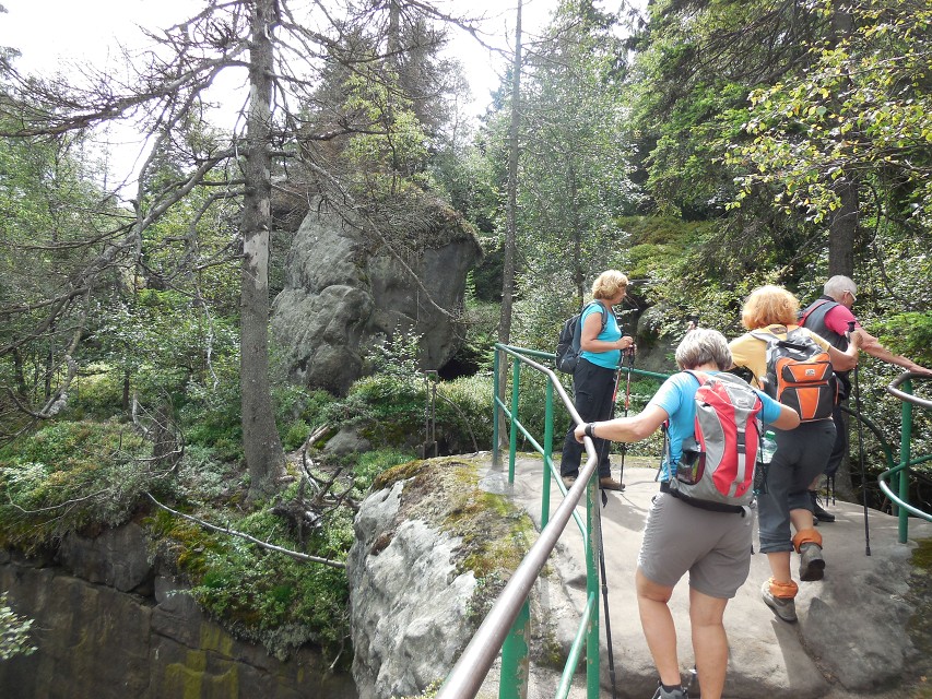 img00159.jpg