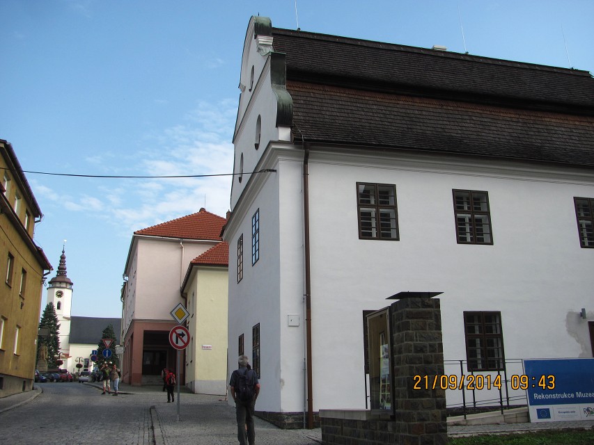 img00003.jpg