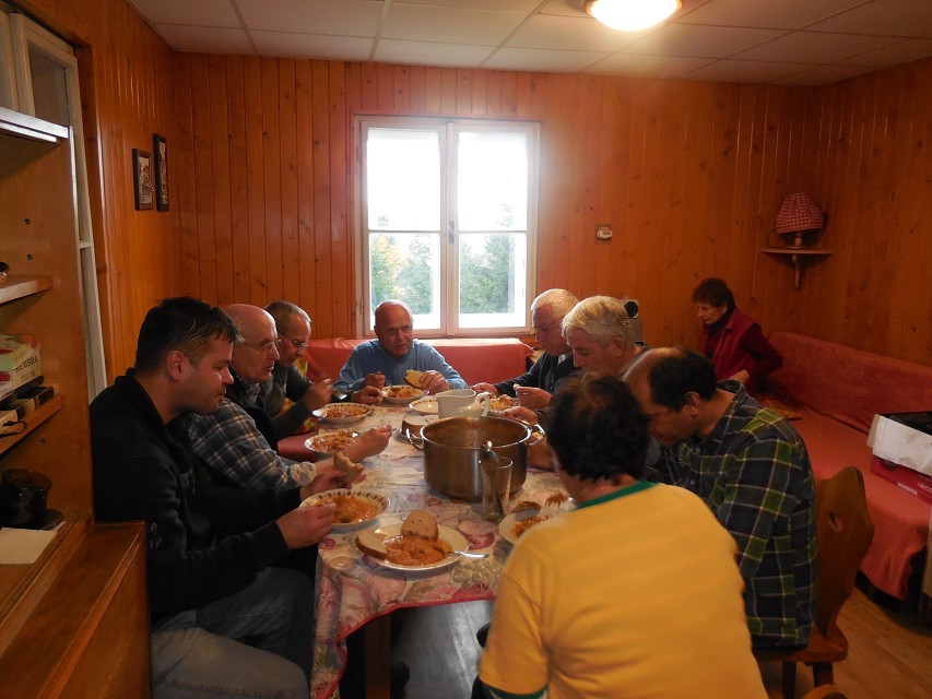 img00012.jpg
