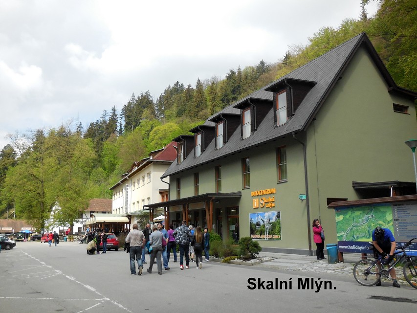 img00017.jpg