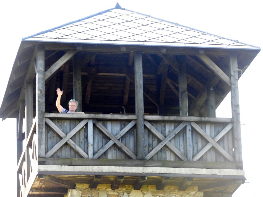 img00019.jpg