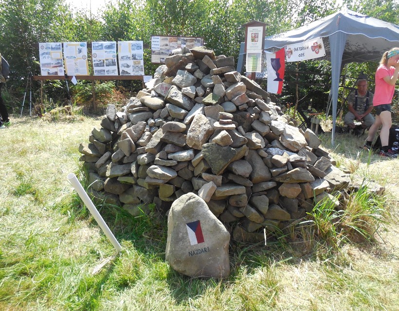 img00020.jpg