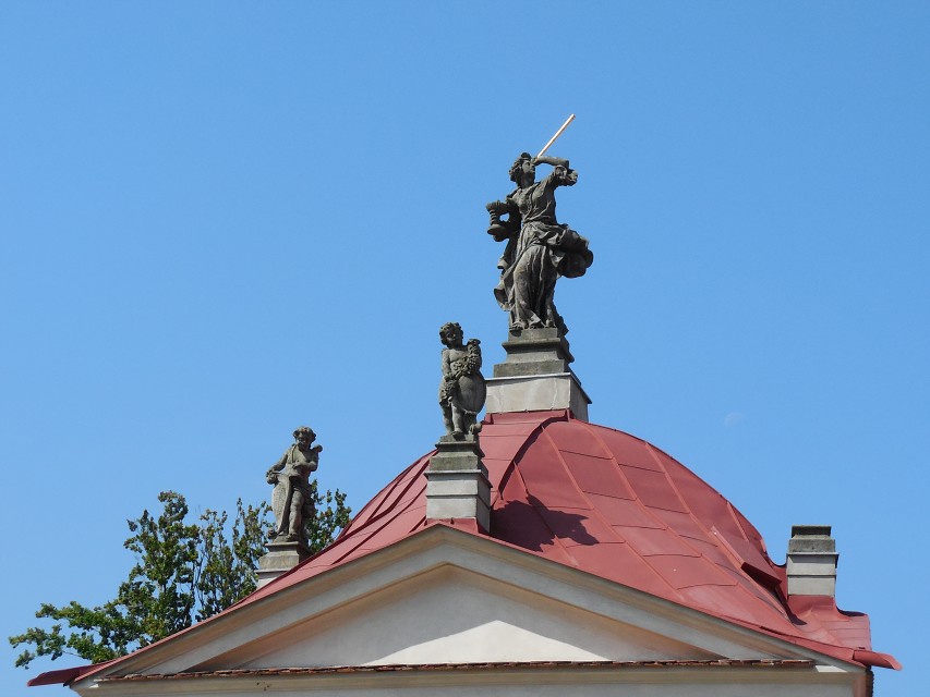 img00010.jpg