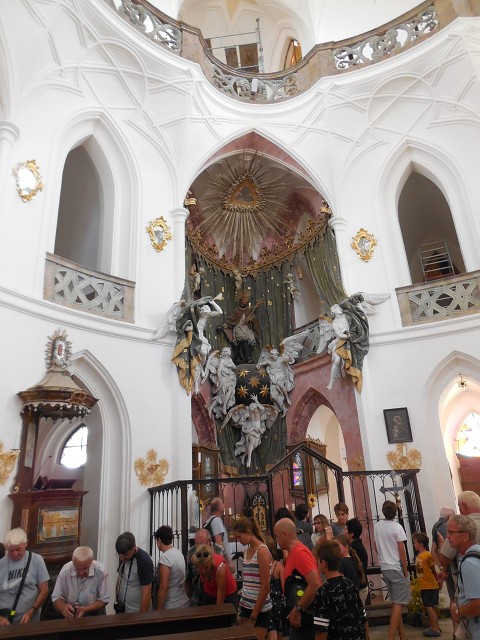 img00012.jpg