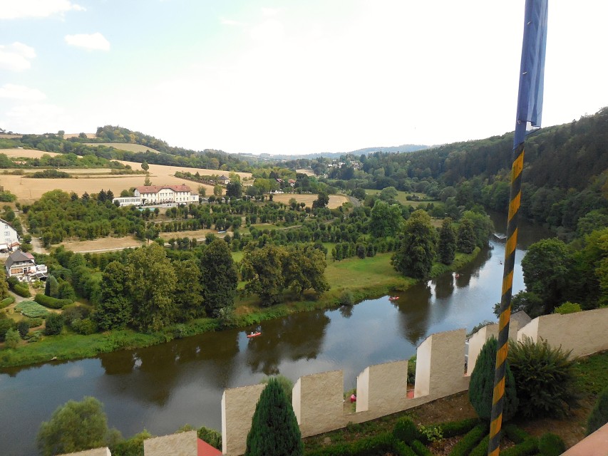 img00017.jpg