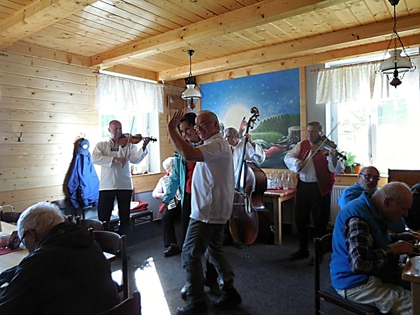 img00021.jpg