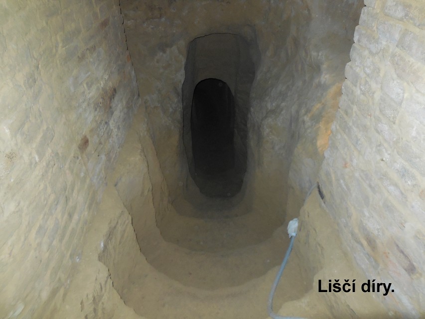 img00077.jpg