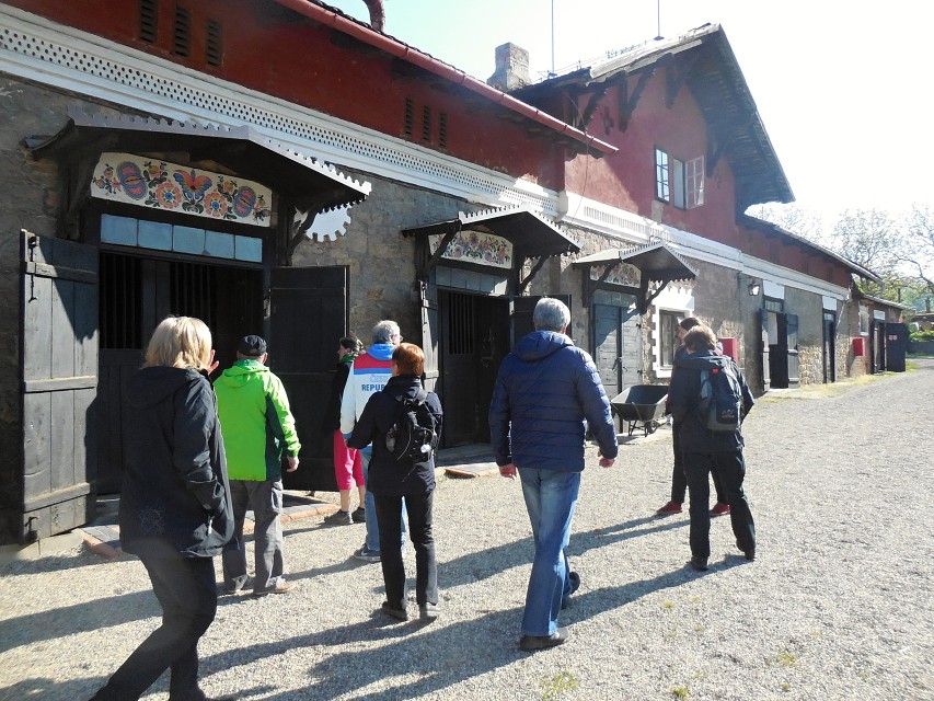 img00005.jpg