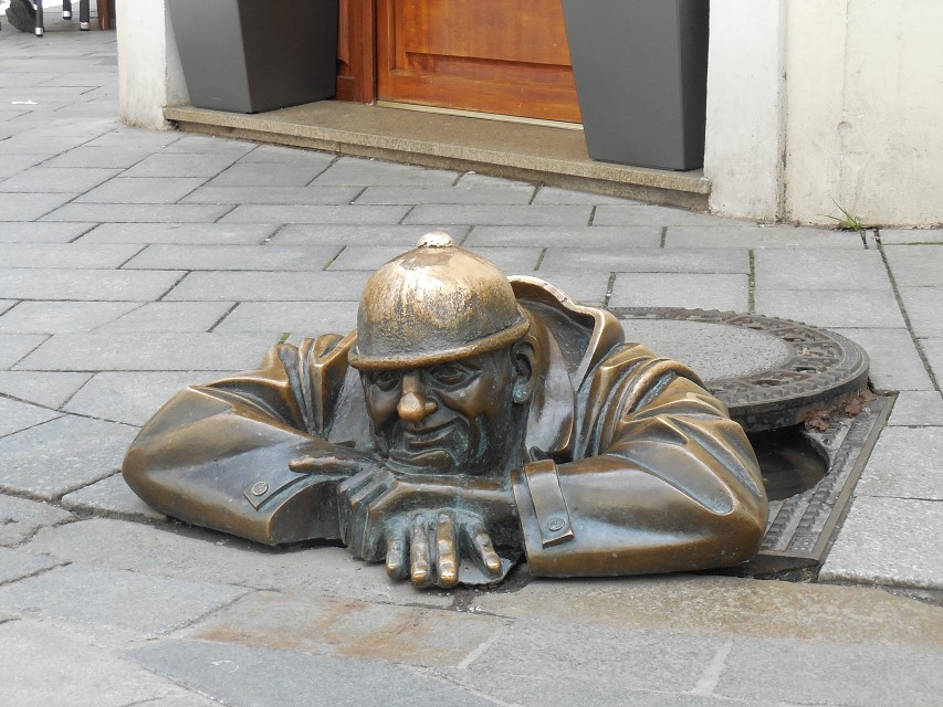 img00028.jpg