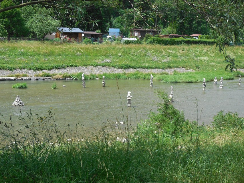 img00025.jpg