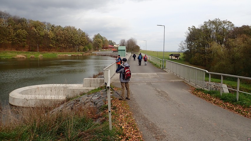 img00037.jpg