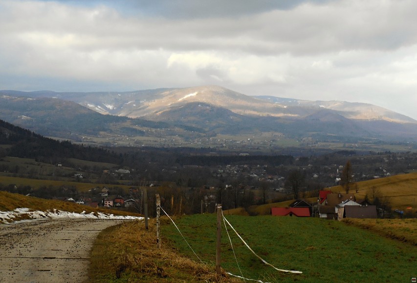 img00004.jpg