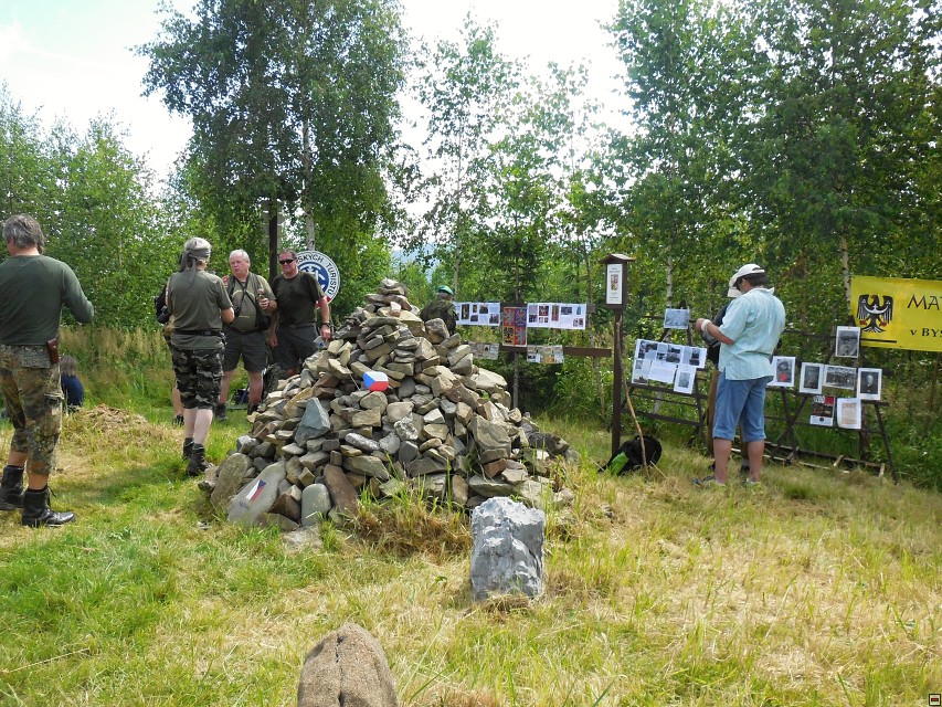 img00019.jpg