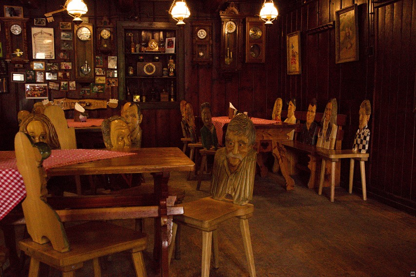 img00003.jpg