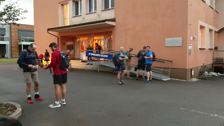 img00002.jpg