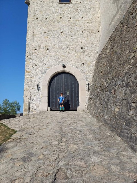 img00069.jpg