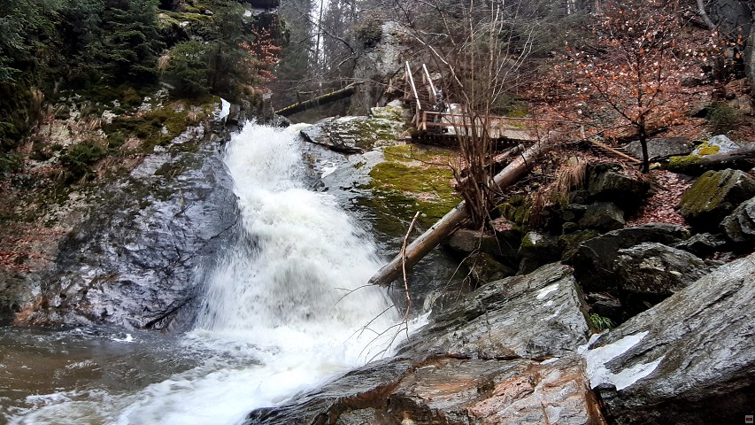 img00027.jpg