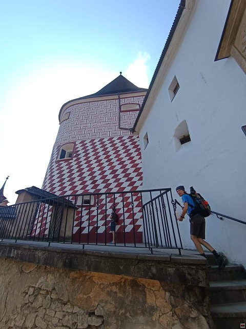 img00090.jpg