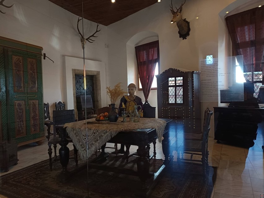 img00085.jpg