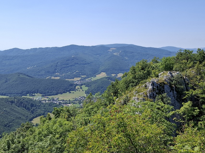 img00022.jpg